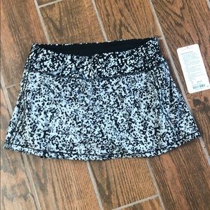 Lululemon pace rival skirt